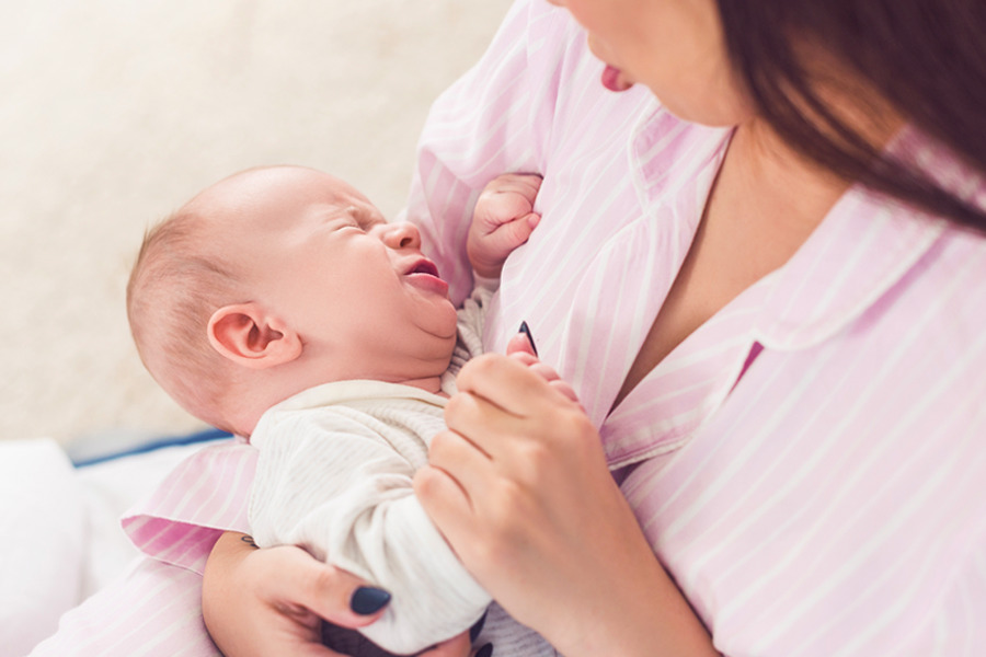 Como lidar com a cólica em bebês?